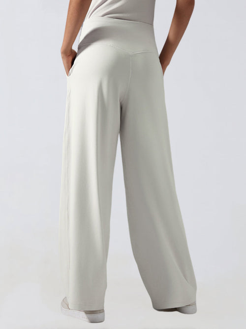 AirFlow Wide-Leg Training Pants