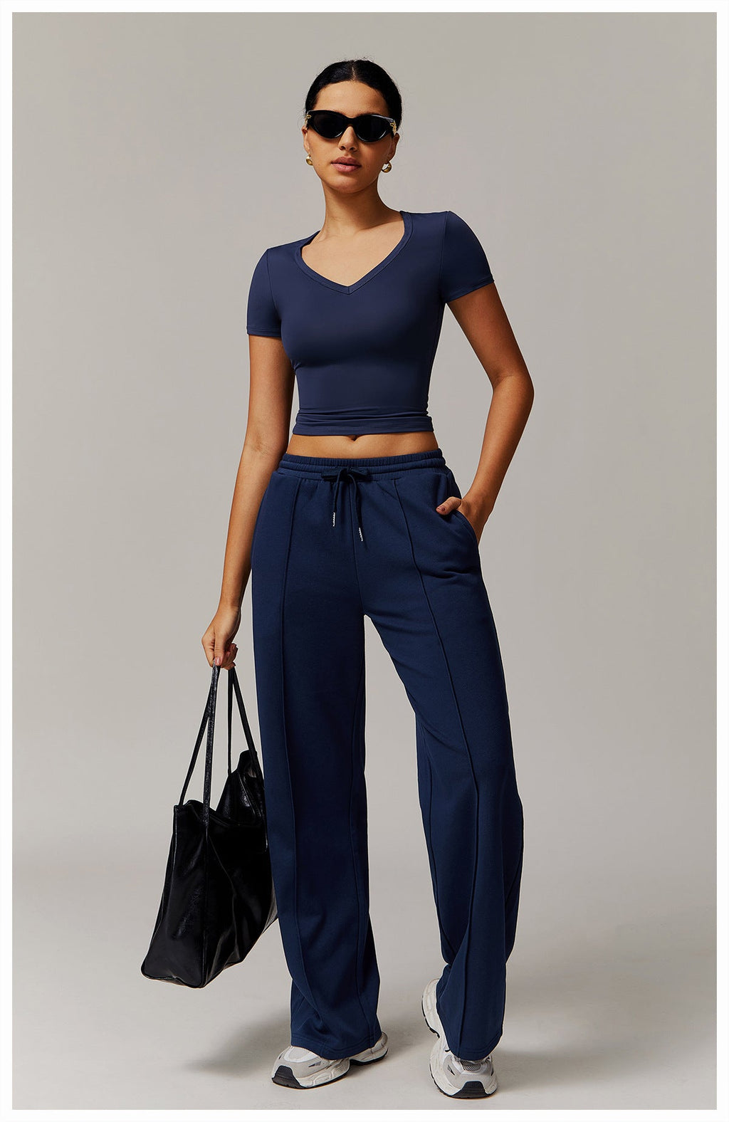 High-Waist Relaxed Straight Leg Joggers-3